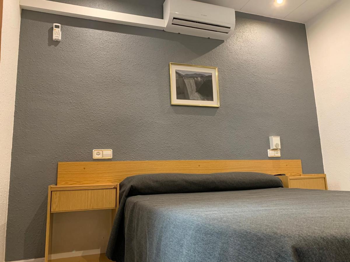 Hostal Tarres أنغولوس المظهر الخارجي الصورة
