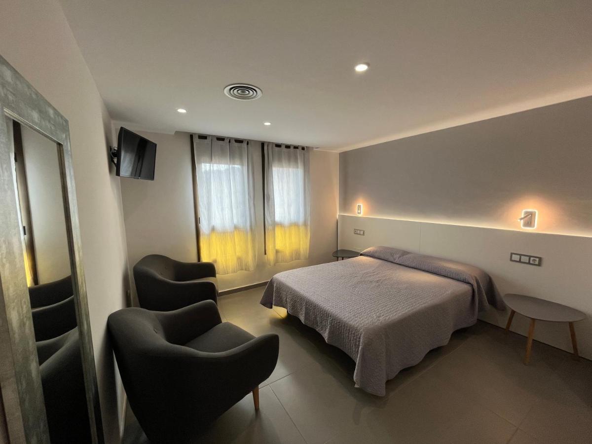 Hostal Tarres أنغولوس المظهر الخارجي الصورة
