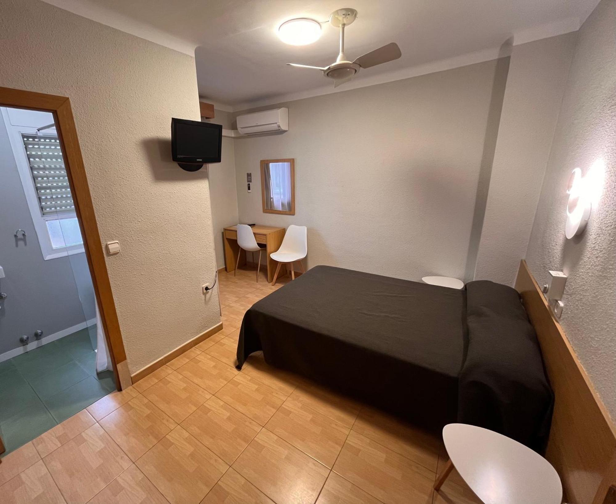 Hostal Tarres أنغولوس المظهر الخارجي الصورة