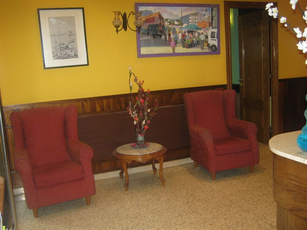 Hostal Tarres أنغولوس المظهر الخارجي الصورة